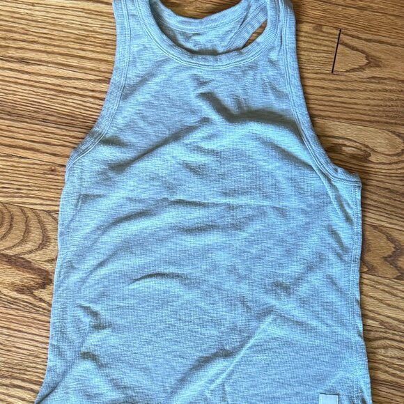 Vuori Tops - Vuori sunrise high-neck tank, size small